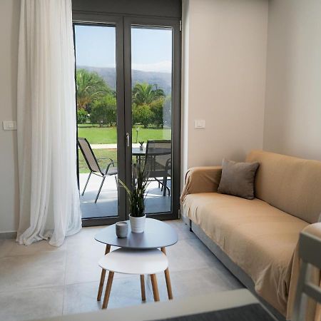Sweven Luxury Apartments Souda Luaran gambar