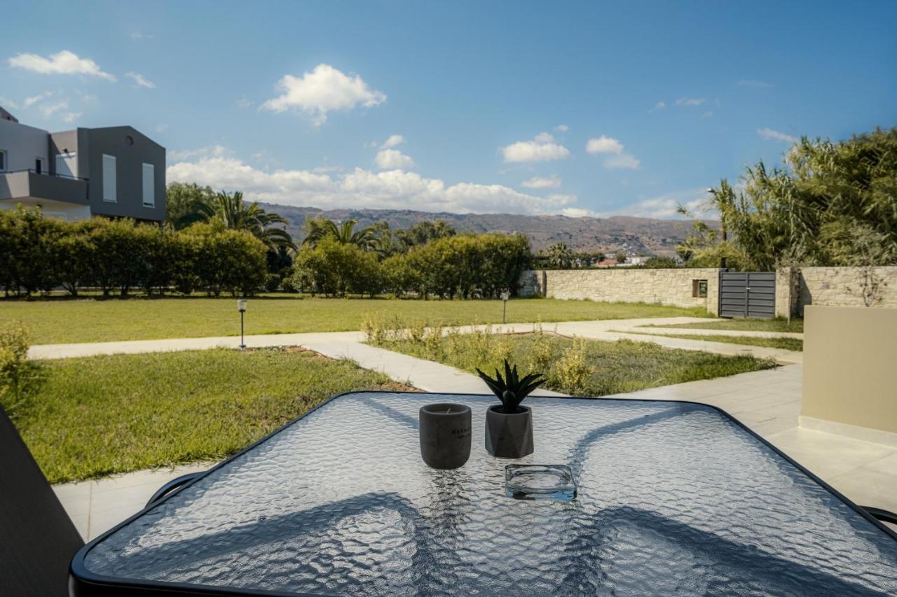 Sweven Luxury Apartments Souda Luaran gambar