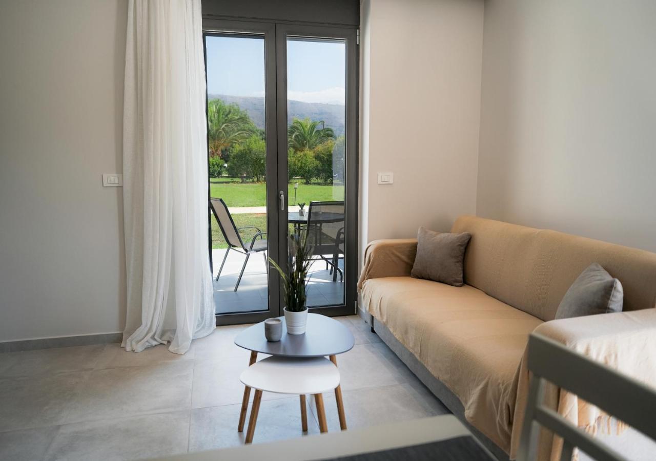 Sweven Luxury Apartments Souda Luaran gambar